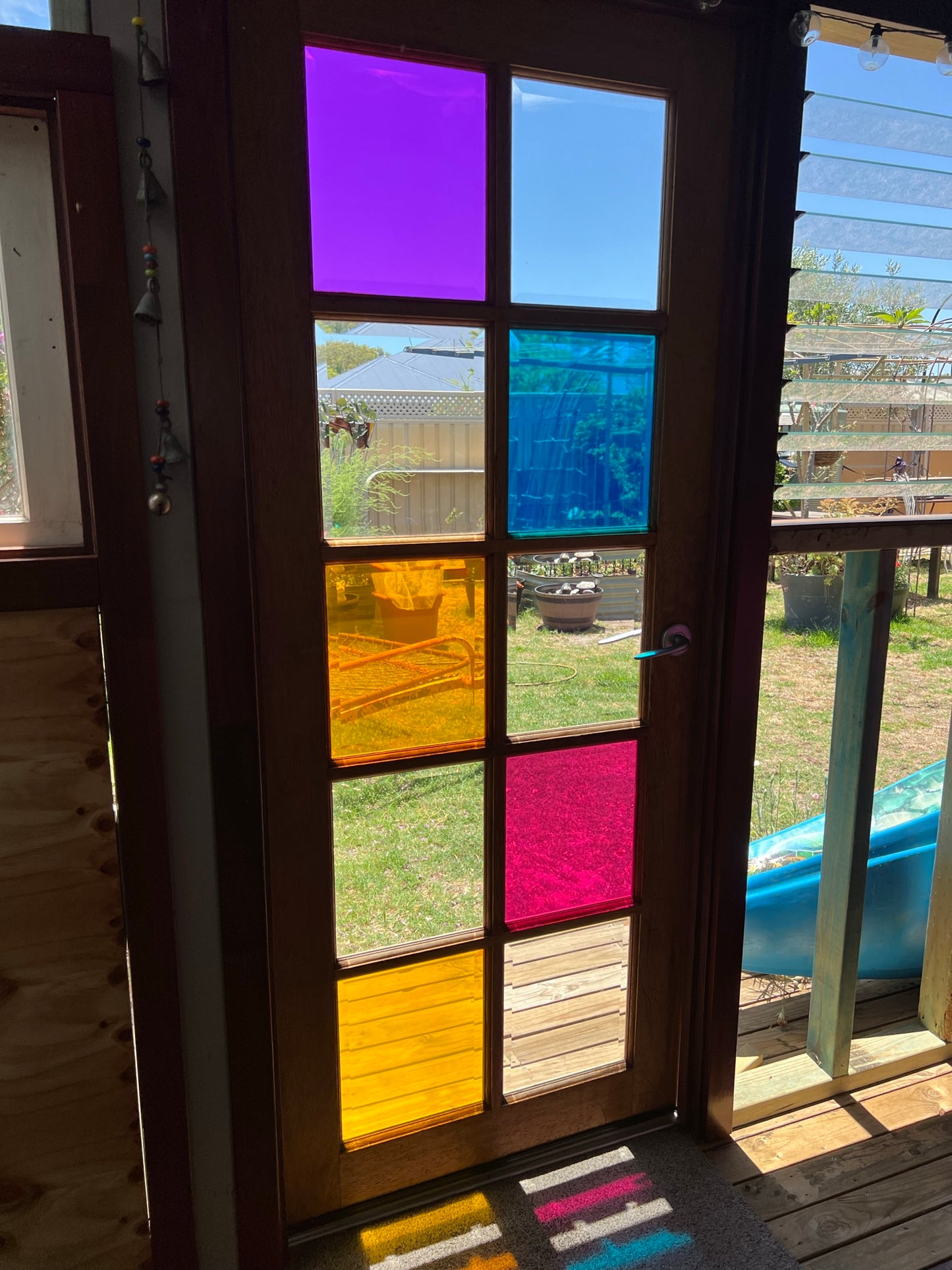 Cristal coloured window film