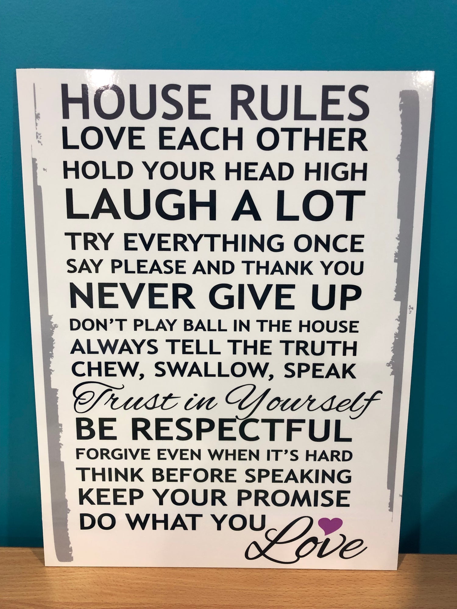 House rules sign